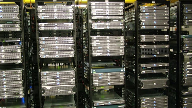 Hostinger vs SiteGround 2026: Performance, Pricing & Support Compared